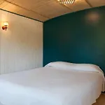 Hotel The Originals City, La Cour Carrée, Eu 3*