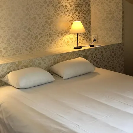 Hotel The Originals City, La Cour Carrée, Eu 3*