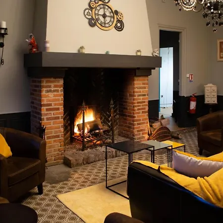 Hotel The Originals City, La Cour Carree, Eu Eu (Sekwana Nadmorska)