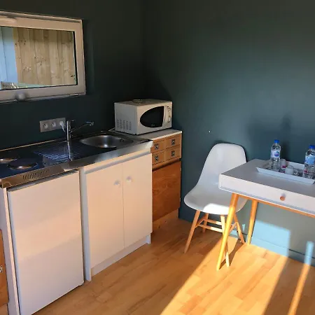 Hotel The Originals City, La Cour Carree, Eu