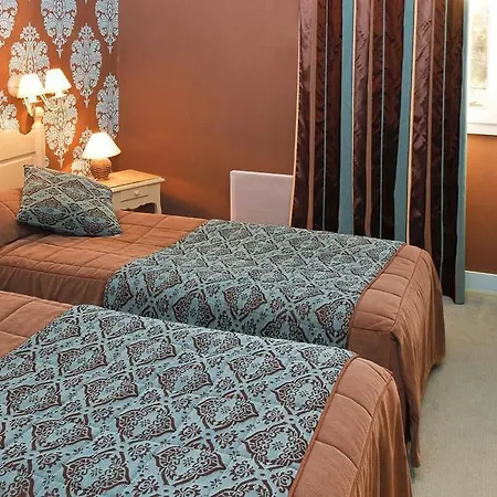 Hotel The Originals City, La Cour Carree, Eu 3*