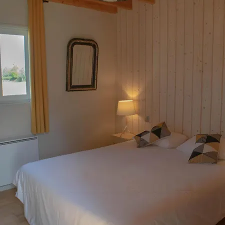 The Originals City, La Cour Carree, Eu