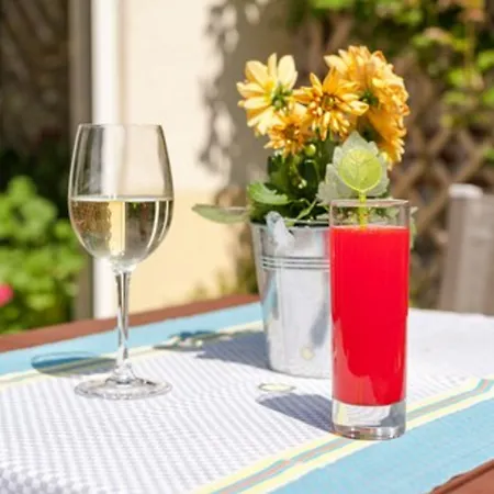 The Originals City, La Cour Carree, Eu Eu (Sekwana Nadmorska)