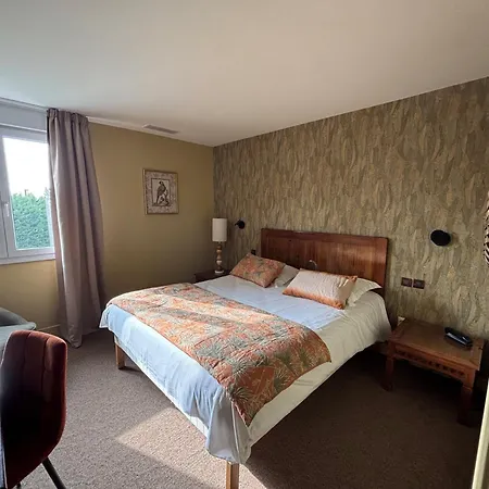 Hotel The Originals City, La Cour Carrée, Eu Eu (Seine-Maritime)