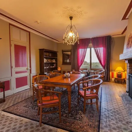 The Originals City, La Cour Carree, Eu 3* Eu (Seine-Maritime)