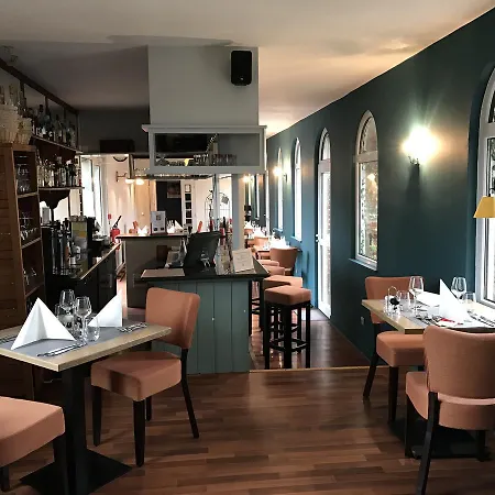 The Originals City, La Cour Carree, Eu 3* Eu (Seine-Maritime)