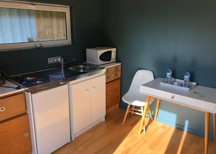 Hotel The Originals City, La Cour Carrée, Eu