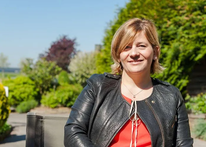 The Originals City, La Cour Carrée, Eu 3* Eu (Seine-Maritime)