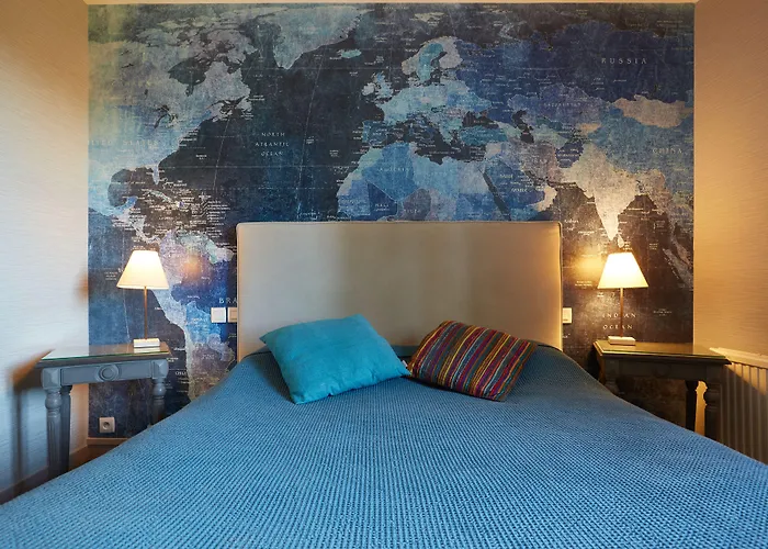 Hotel The Originals City, La Cour Carrée, Eu Eu (Seine-Maritime)