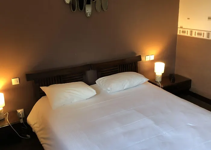 Hotel The Originals City, La Cour Carrée, Eu 3*